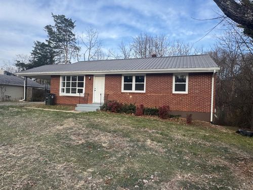 1001 Craigmont Dr, Lynchburg, VA, 24501-2213 | Card Image