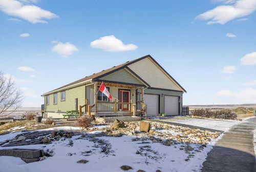 417 Frederick Ave W, Standard, AB, T0J3G0 | Card Image