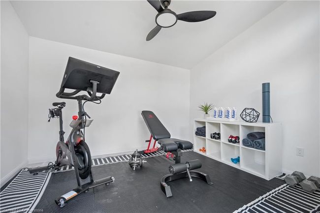 34 Holley Ave, House other with 4 bedrooms, 2 bathrooms and 4 parking in York ON | Image 33