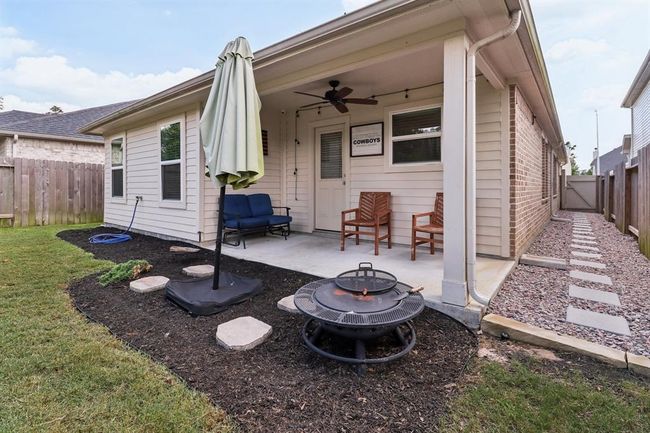 40543 Berylline Ln, House other with 3 bedrooms, 2 bathrooms and 2 parking in Magnolia TX | Image 20