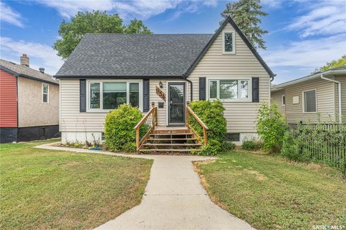 954 Lindsay St, Regina, SK, S4N3A6 | Card Image