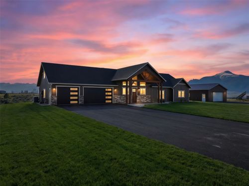 475 Ashleigh Ln, Stevensville, MT, 59870-6322 | Card Image