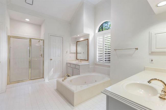 168 S Copperknoll Cir, House other with 2 bedrooms, 2 bathrooms and 2 parking in Spring TX | Image 30