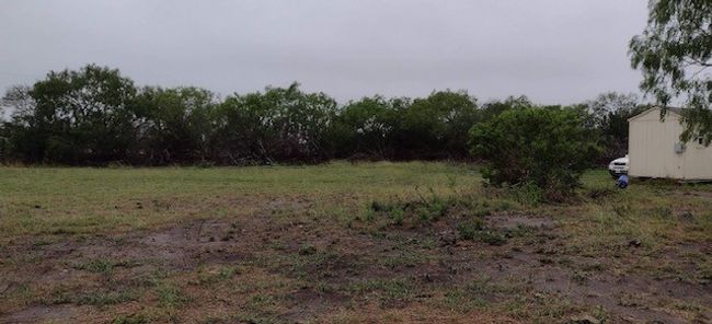 6283 County Road 523, House other with 3 bedrooms, 2 bathrooms and null parking in Skidmore TX | Image 8