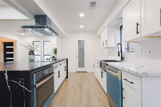 10411 Rippling Fields Dr, House other with 4 bedrooms, 3 bathrooms and 2 parking in Houston TX | Image 9