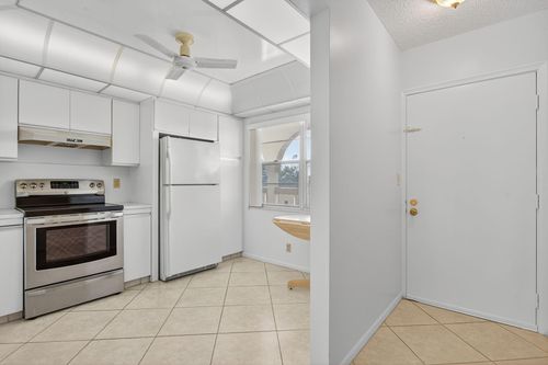 apt-d4-3204 Portofino Pt, Coconut Creek, FL, 33066-1224 | Card Image