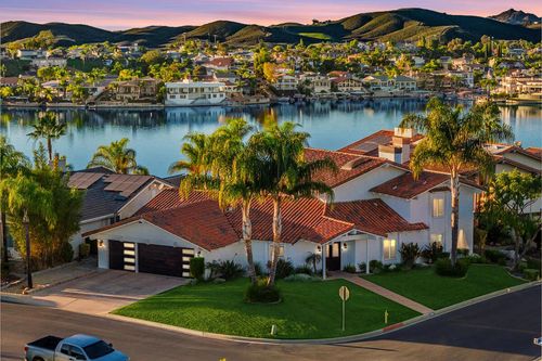 29795 Eagle Point Dr, Canyon Lake, CA, 92587-7911 | Card Image