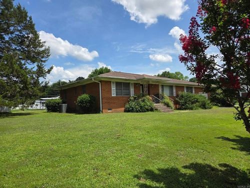 114 W Steward Dr, Searcy, AR, 72143-3615 | Card Image