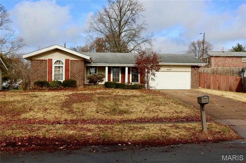 4493 Caracalla Dr, Florissant, MO, 63033-7003 | Card Image
