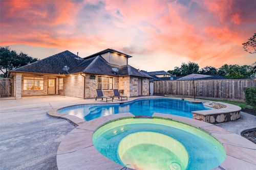 402 Avenue H, South Houston, TX, 77587-4607 | Card Image