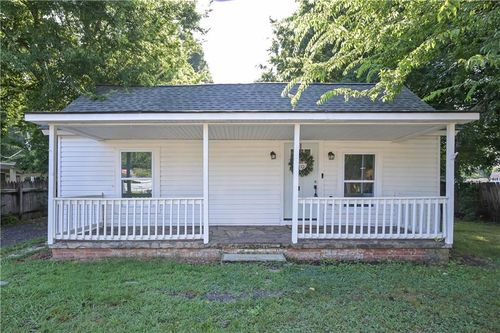 19 Walnut St, Aragon, GA, 30104-2243 | Card Image