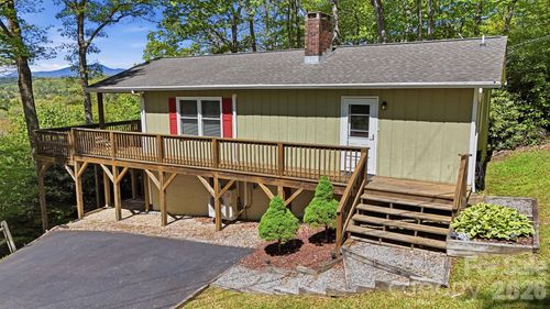 265 Dameron Dr, Blowing Rock, NC, 28605-6410 | Card Image