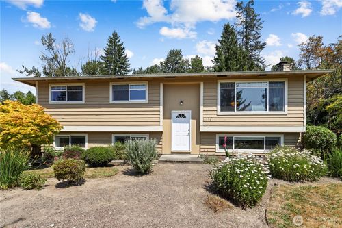14556 75th Ave Ne, Kenmore, WA, 98028-4931 | Card Image