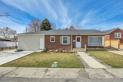 135 N Main St, Pleasant Grove, UT, 84062-2239 | Card Image