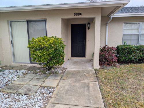 148-6896 W Country Club Ln, SARASOTA, FL, 34243-3512 | Card Image