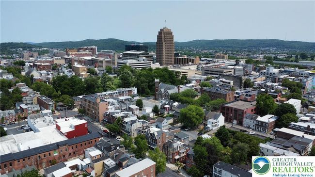 224 N 11 Th St, Townhouse with 4 bedrooms, 3 bathrooms and null parking in Allentown PA | Image 36