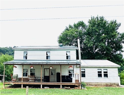 56634 Whiskey Run Rd, Quaker City, OH, 43773-9604 | Card Image