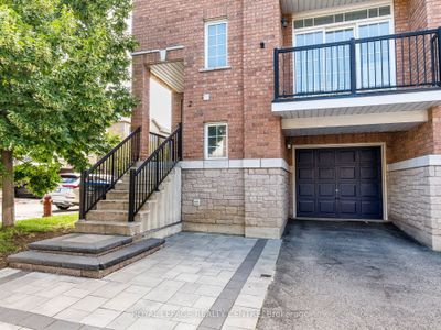 2 - 7155 Magistrate Terr, Condo with 3 bedrooms, 3 bathrooms and 3 parking in Mississauga ON | Image 2