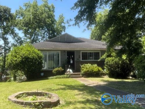 1045 50th Street Ensley, Birmingham, AL, 35208-2419 | Card Image