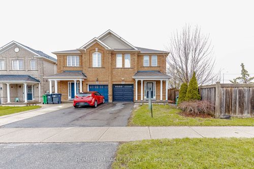 60 Bushmill Cir, Brampton, ON, L7A0K8 | Card Image