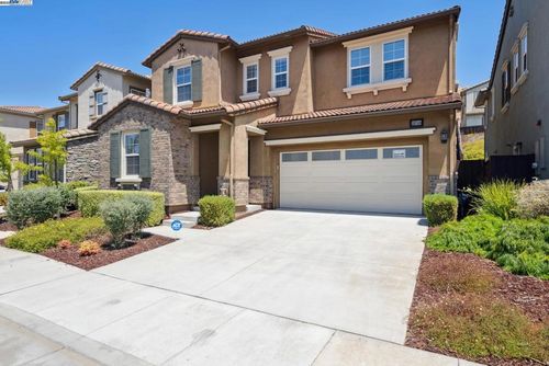28748 Vista Grande Dr, Hayward, CA, 94544-6703 | Card Image