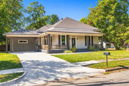 2115 Walworth St, Greenville, TX, 75401-5235 | Card Image