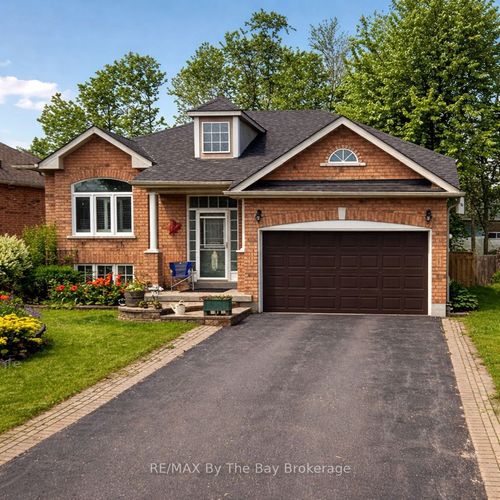 70 Rose Valley Way, Wasaga Beach, ON, L9Z3C4 | Card Image