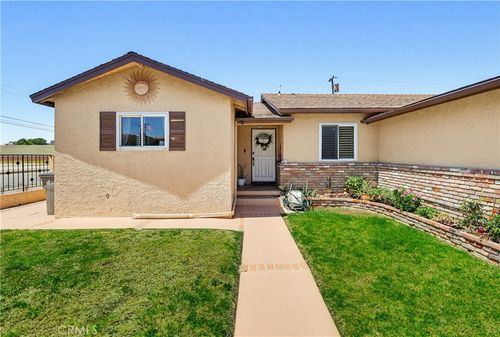 555 W Shadwell St, Carson, CA, 90745-3665 | Card Image