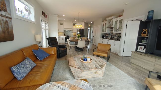 74 Lanz Blvd, House attached with 3 bedrooms, 3 bathrooms and 4 parking in Blenheim ON | Image 22