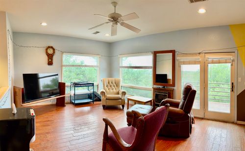 512 Side Saddle, Horseshoe Bay, TX, 78657 | Card Image