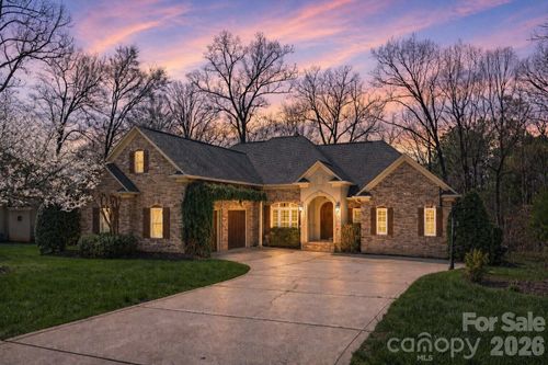 7919 Glen Abbey Cir, Stanley, NC, 28164-7402 | Card Image