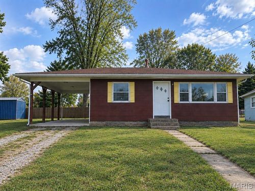 601 W 3rd St, Dixon, MO, 65459-8001 | Card Image