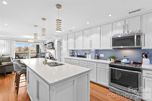 18789 Vineyard Point Ln, Cornelius, NC, 28031-7993 | Card Image