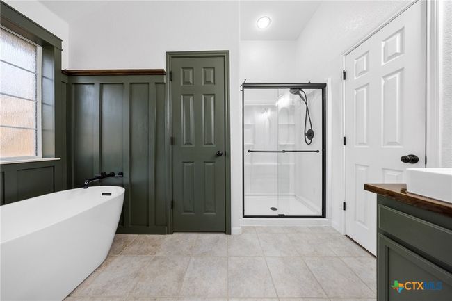 Master Bath | Image 31