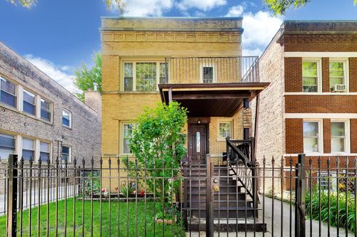 4542 N Long Ave, Chicago, IL, 60630-3527 | Card Image