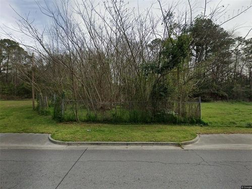 512 Martin Luther King St, Thomson, GA, 30824-1548 | Card Image