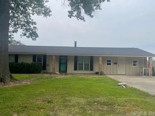 1820 Beumer St, Stuttgart, AR, 72160-5710 | Card Image