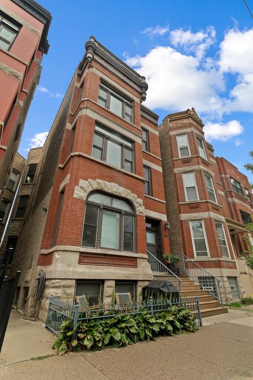 apt-2w-1118 N Wolcott Ave, CHICAGO, IL, 60622-3914 | Card Image