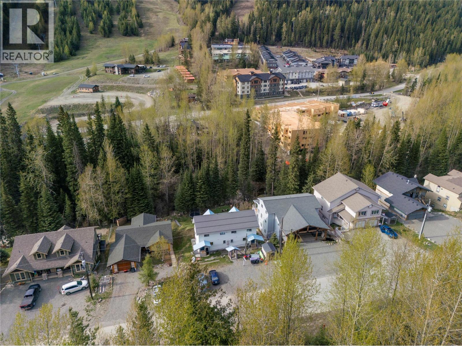 Residential in Sun Peaks 5