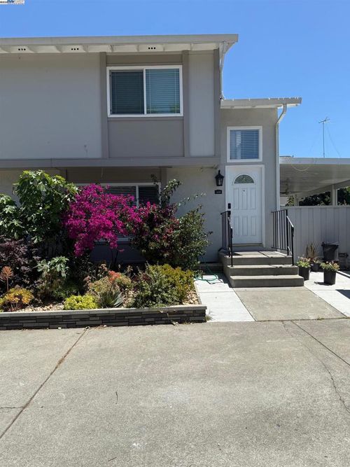 2652 Autumnvale Dr, San Jose, CA, 95132-1006 | Card Image