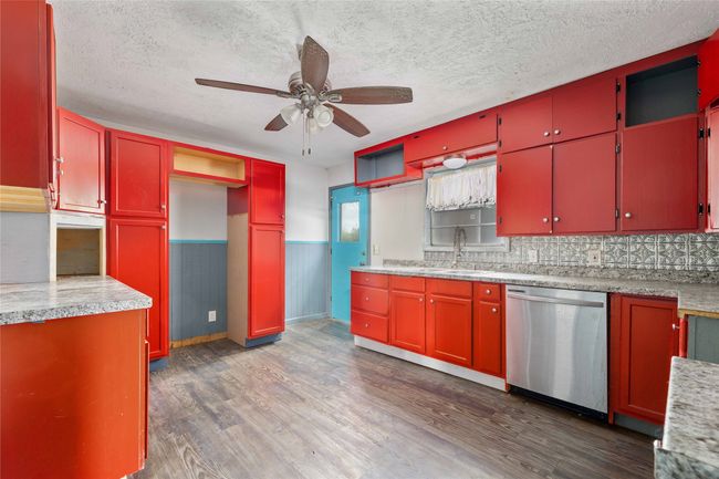 1101 W Hall St, House other with 3 bedrooms, 2 bathrooms and null parking in Bangs TX | Image 11