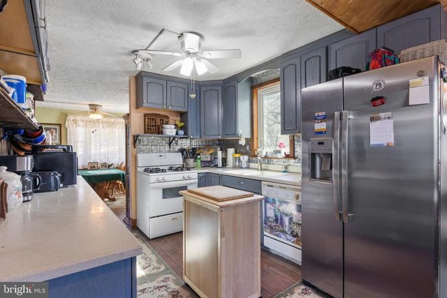 1578 Prayer Mission Rd, Home with 3 bedrooms, 2 bathrooms and null parking in WINDSOR PA | Image 8