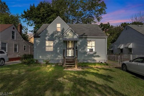 3989 E 177th St, Cleveland, OH, 44128-1732 | Card Image