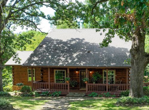 105 Green Meadow Rd, Mountain View, AR, 72560-9270 | Card Image