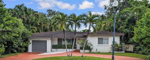 10417 Ne 2nd Ave, Miami Shores, FL, 33138-2058 | Card Image