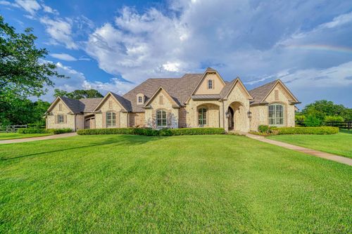 215 Buffalo Creek Dr, Longview, TX, 75605-5911 | Card Image