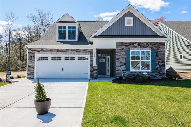 Enjoy all of the amazing amenities Twin Rivers at Meadowville has to offer including pool, clubhouse, exercise room, kiddie pool, and dock with James River access! | Image 28