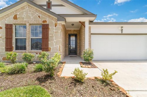 4623 Preservation Oaks Ln, Fresno, TX, 77545-2323 | Card Image