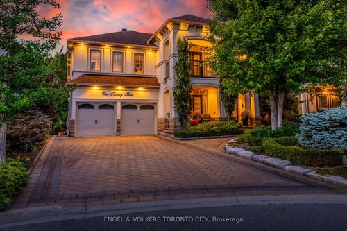 123 Salamander Crt, Maple, ON, L6A0B9 | Card Image