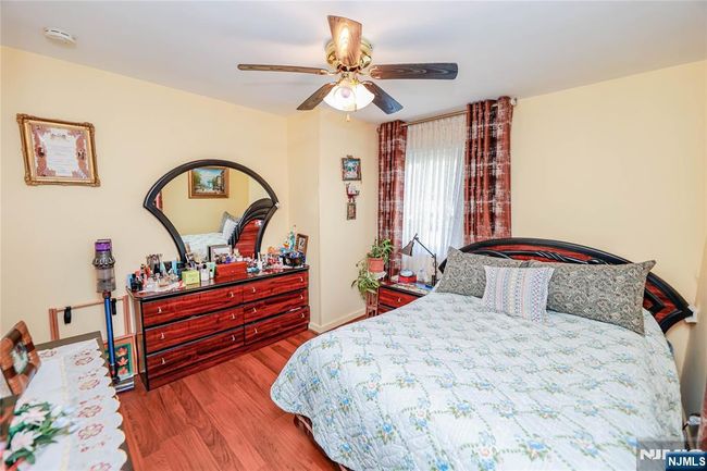 136 Martin Ave, House other with 3 bedrooms, 2 bathrooms and null parking in Clifton NJ | Image 13